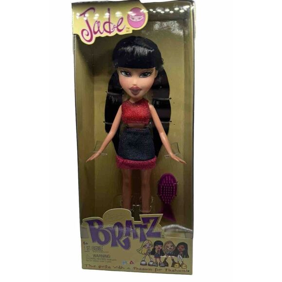 JADE BRATZ 1 Set Ensemble Doll Figure w/ 4 Accessories MGA 2023 RARE - Picture 1 of 5